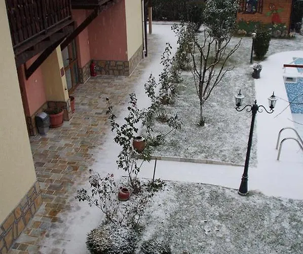 Hotel Family Gradina Ognyanovo (Blagoevgrad)